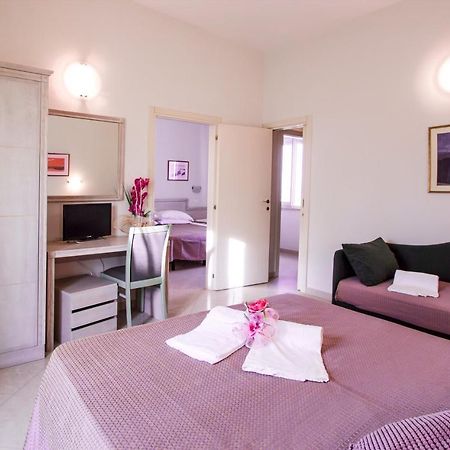 Hotel Villa Sole Resort Белариа-Игеа Марина Екстериор снимка