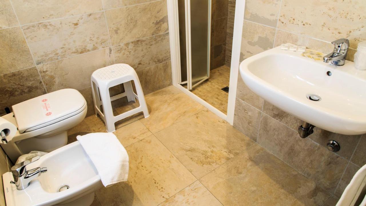 Hotel Villa Sole Resort Белариа-Игеа Марина Екстериор снимка