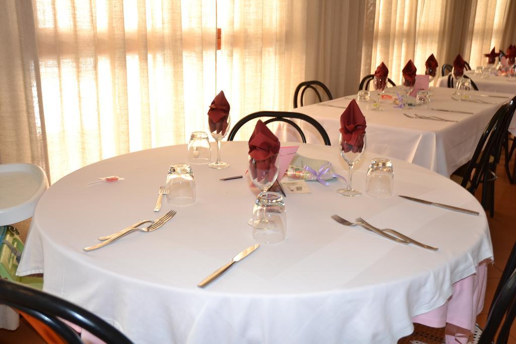 Hotel Villa Sole Resort Белариа-Игеа Марина Екстериор снимка